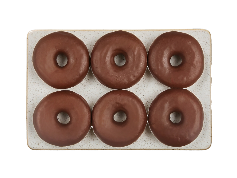 Šešios šokoladu glaistytos 'Kakao Donuts XXL' spurgetos stačiakampėje lėkštėje