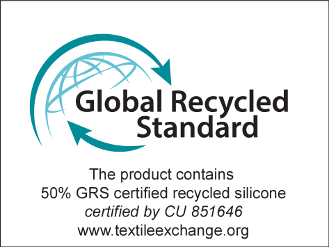 Global Recycled Standard antspaudas: Produkte yra 50% GRS sertifikuoto perdirbto silikono.