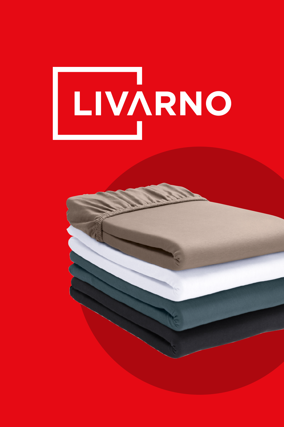 Įvairių spalvų paklodžių krūva: smėlio, baltos, melsvai žalios ir juodos.