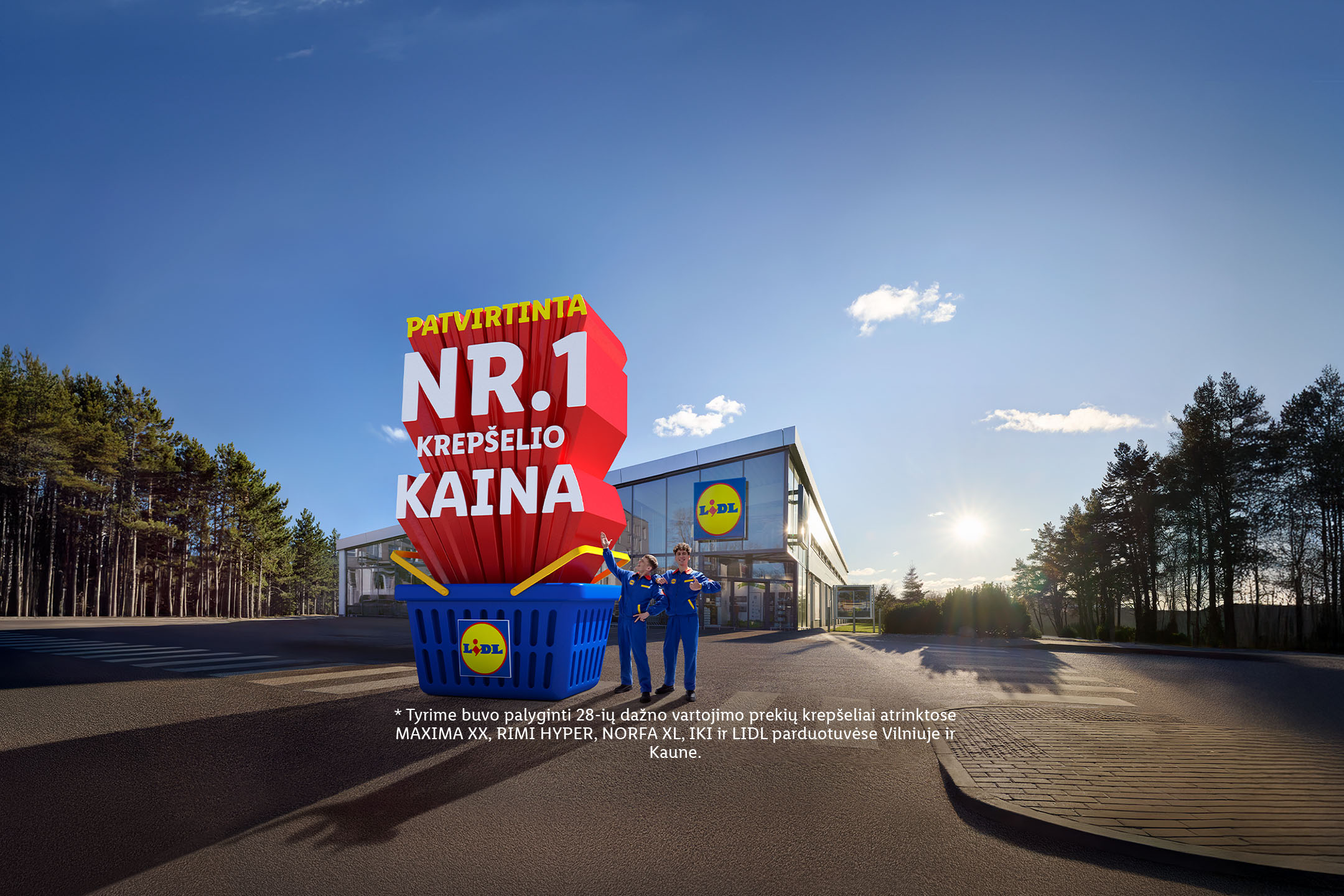 Lidl parduotuvė su milžinišku pirkinių krepšeliu, skelbiančiu „Patvirtinta Nr. 1 krepšelio kaina“.