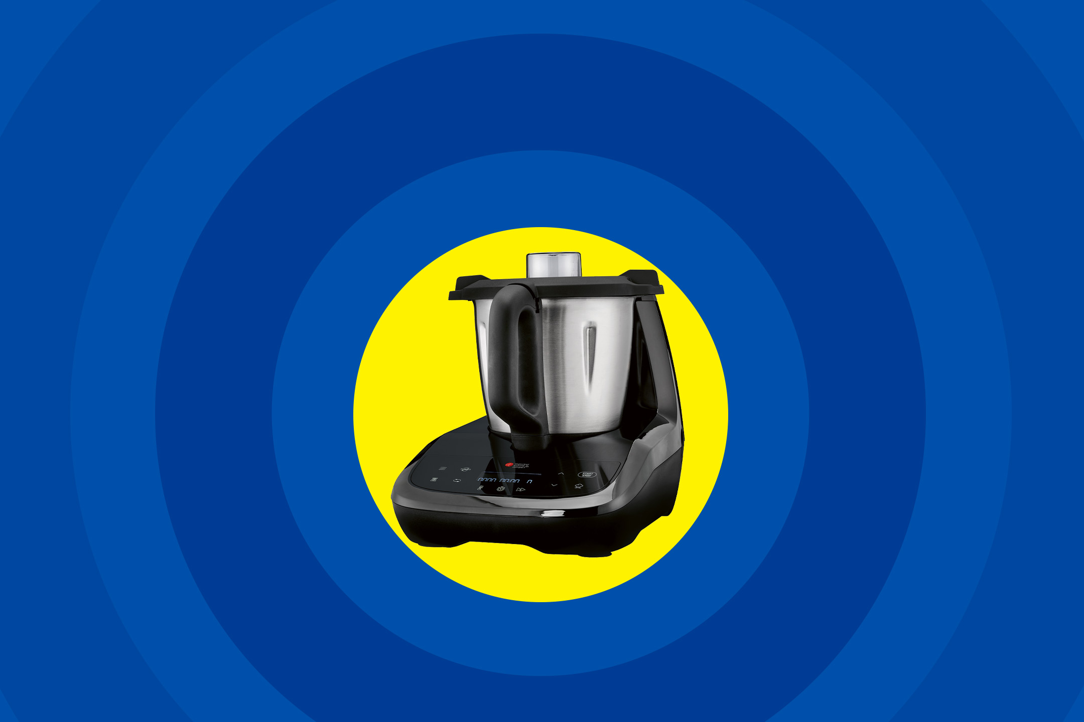 Juodas virtuvinis kombainas su nerūdijančio plieno dubeniu geltoname apskritime, mėlyname fone.